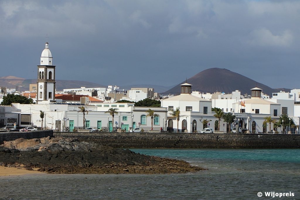 Arrecife vanaf het Castillo de San Gabriel
