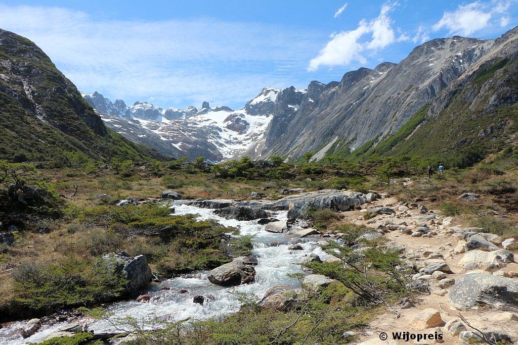 Rio Larsiparsabk leidt de weg naar de Laguna